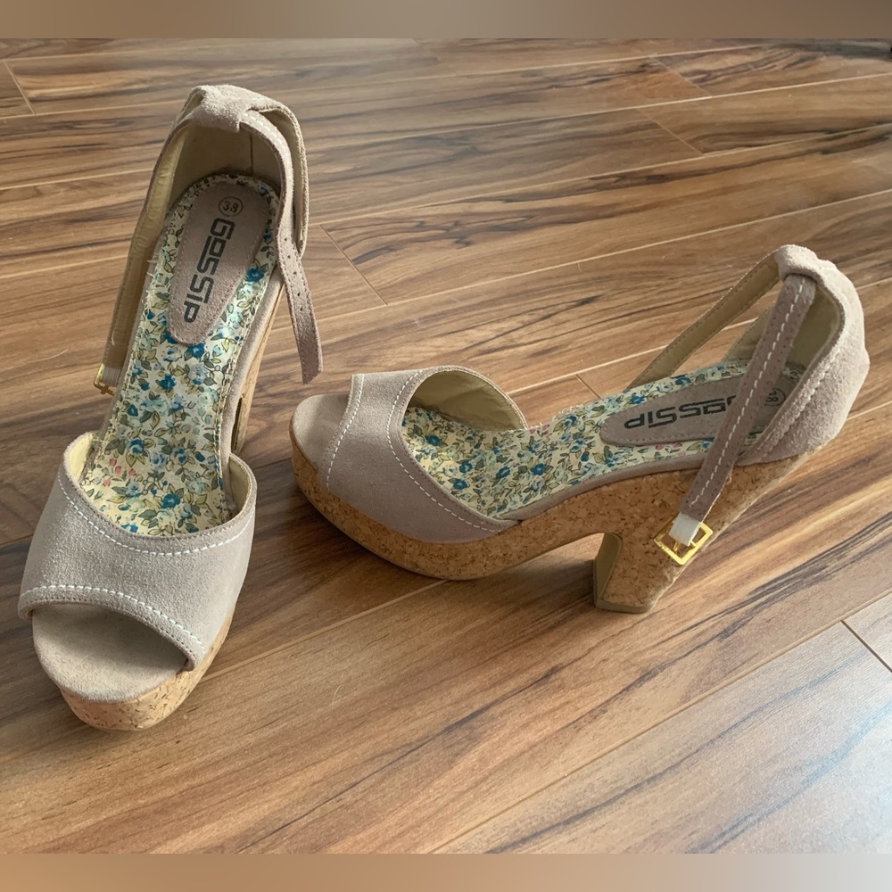 Gossip size 8 beige wedge heel with ankle strap